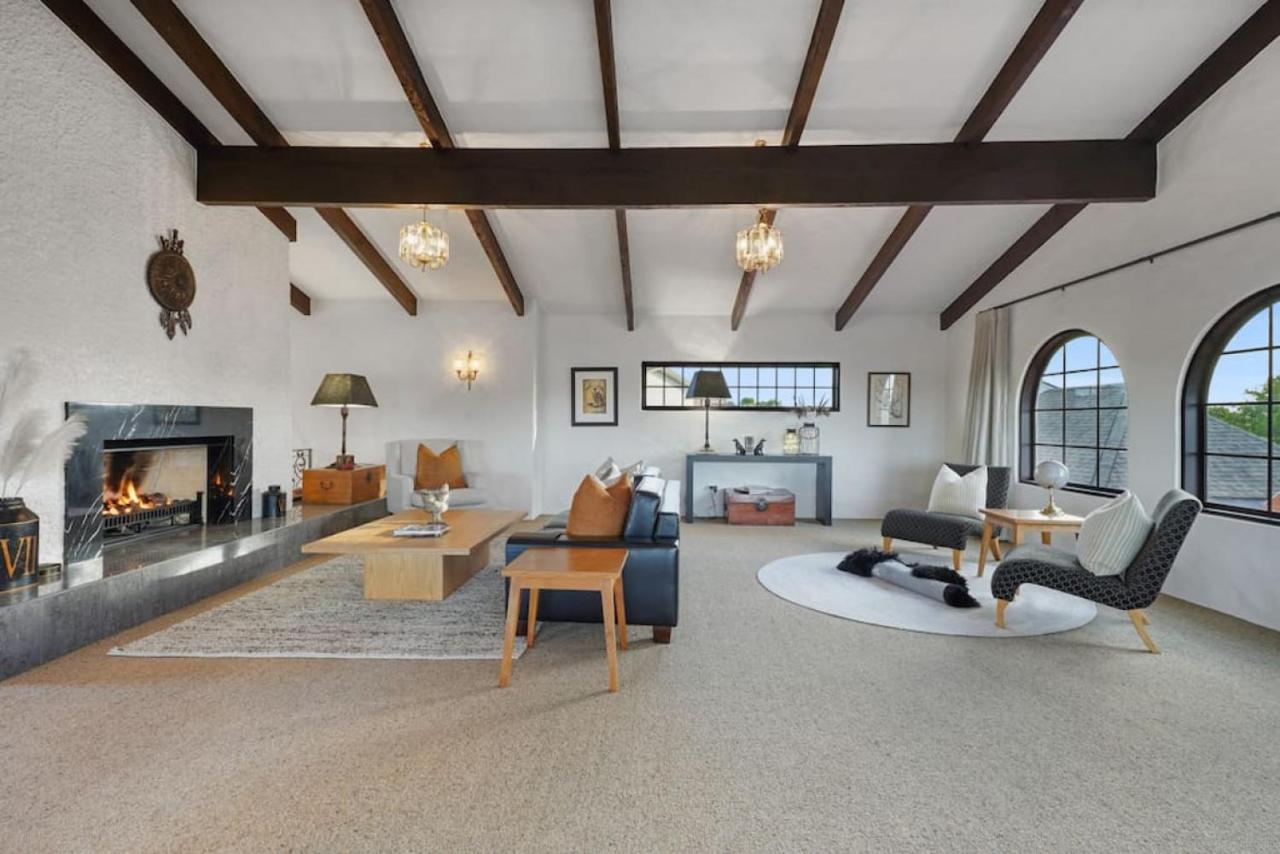 Magnificent Beachfront Mansion - Pool - Fireplace Auckland Exteriér fotografie