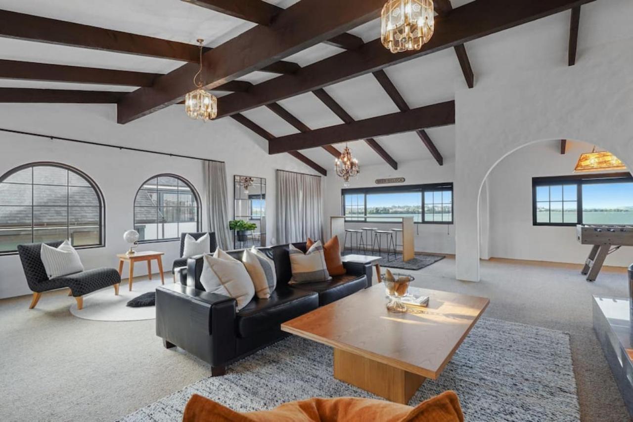 Magnificent Beachfront Mansion - Pool - Fireplace Auckland Exteriér fotografie