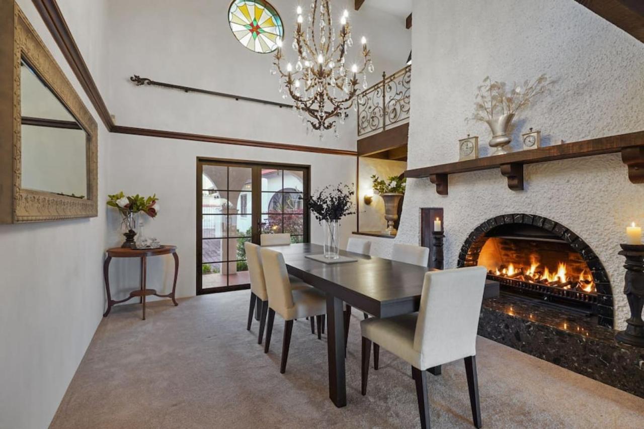 Magnificent Beachfront Mansion - Pool - Fireplace Auckland Exteriér fotografie