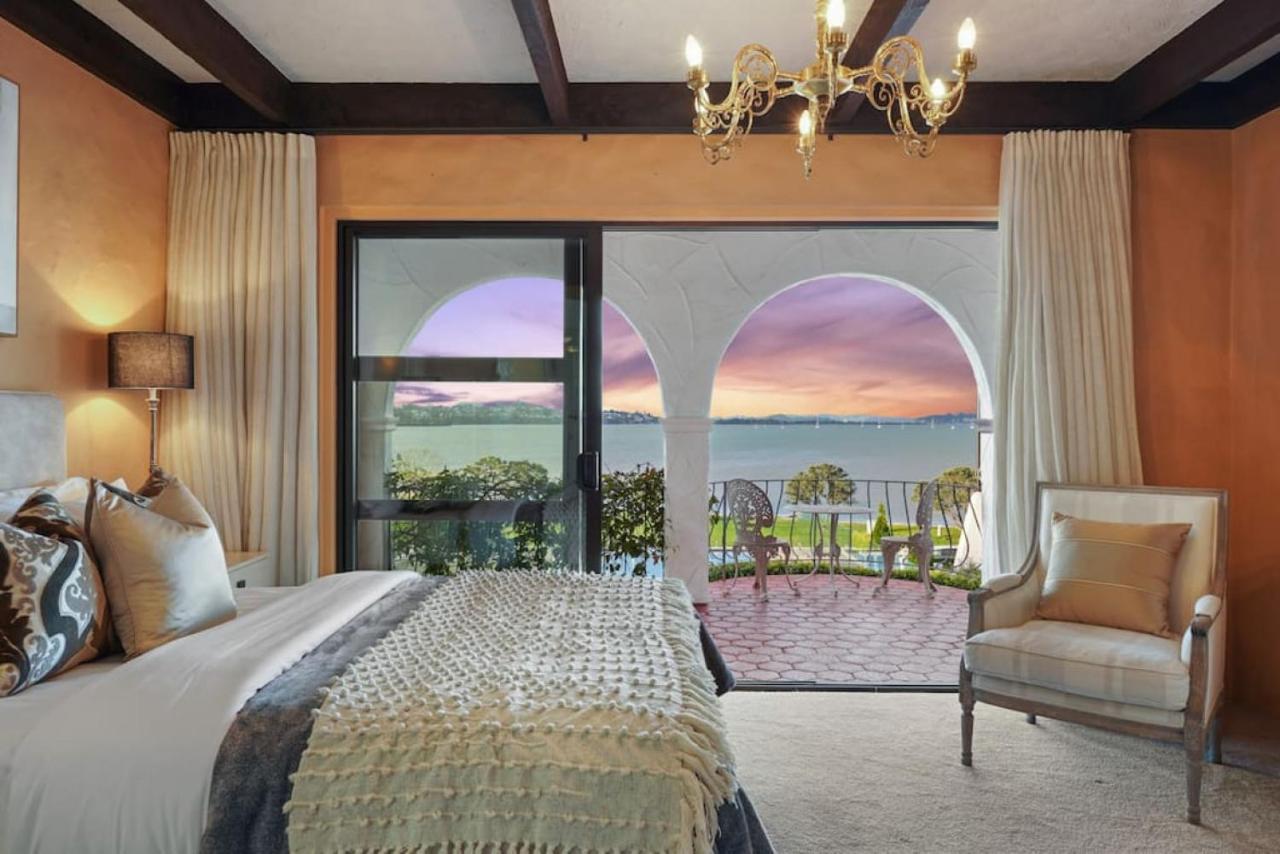 Magnificent Beachfront Mansion - Pool - Fireplace Auckland Exteriér fotografie