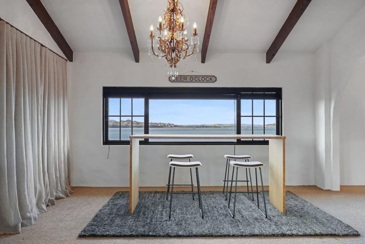 Magnificent Beachfront Mansion - Pool - Fireplace Auckland Exteriér fotografie