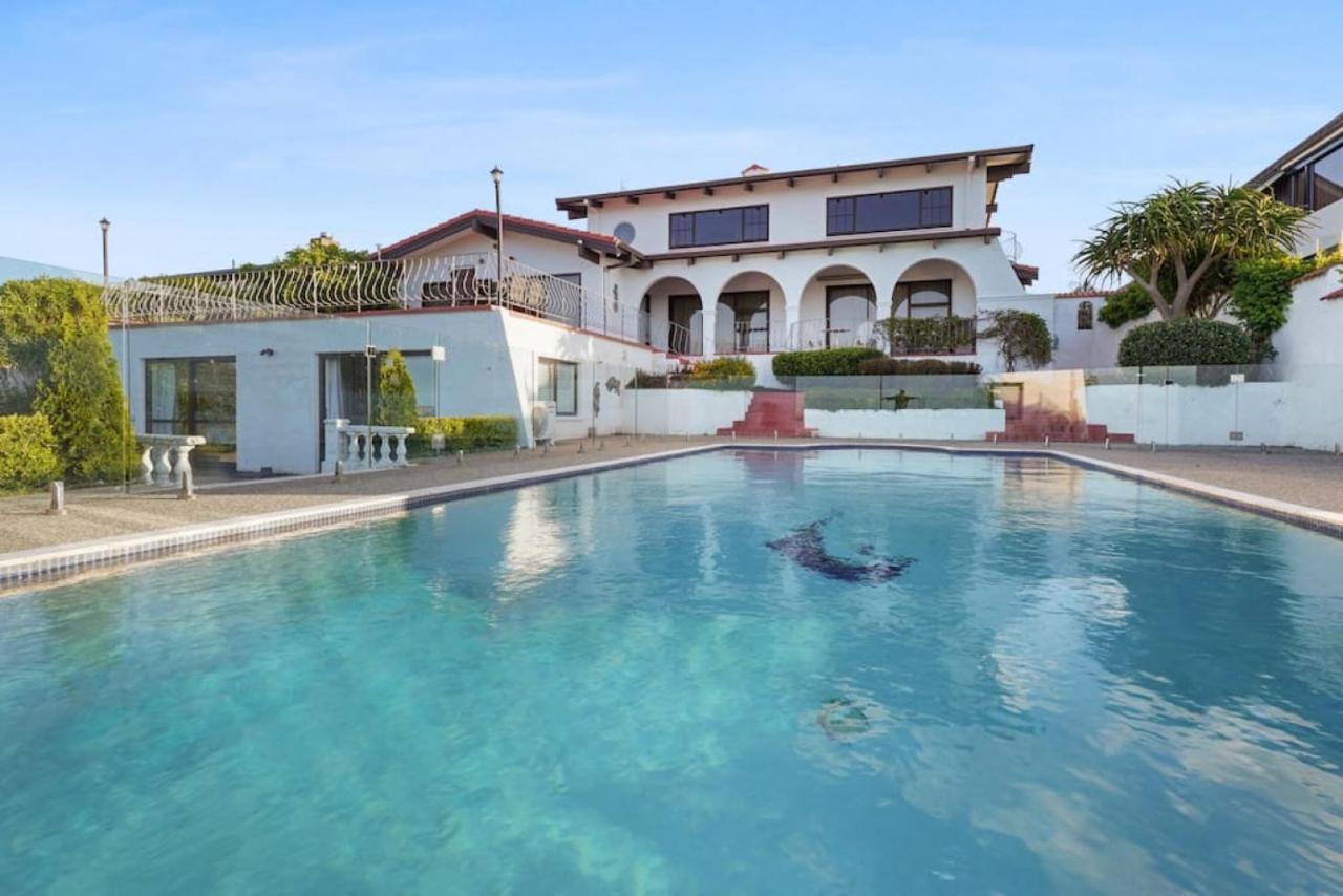 Magnificent Beachfront Mansion - Pool - Fireplace Auckland Exteriér fotografie