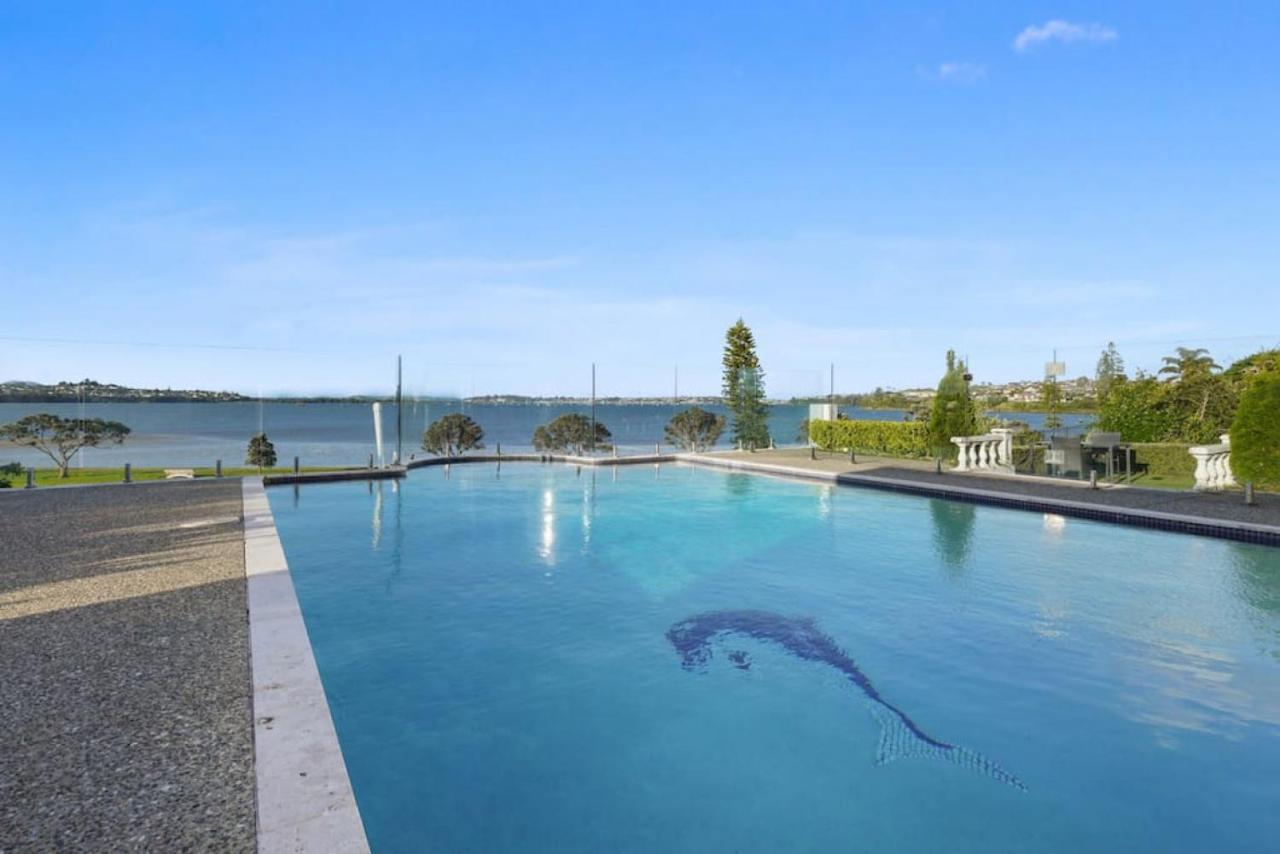 Magnificent Beachfront Mansion - Pool - Fireplace Auckland Exteriér fotografie